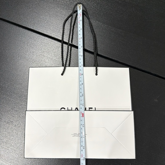 Chanel Classic White Shopping Gift Display Bag - Picture 5 of 9